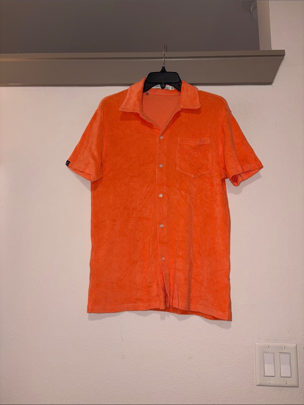Criquet Men’s Orange Terrycloth Button Down Shirt in Orange SZ S VGUC